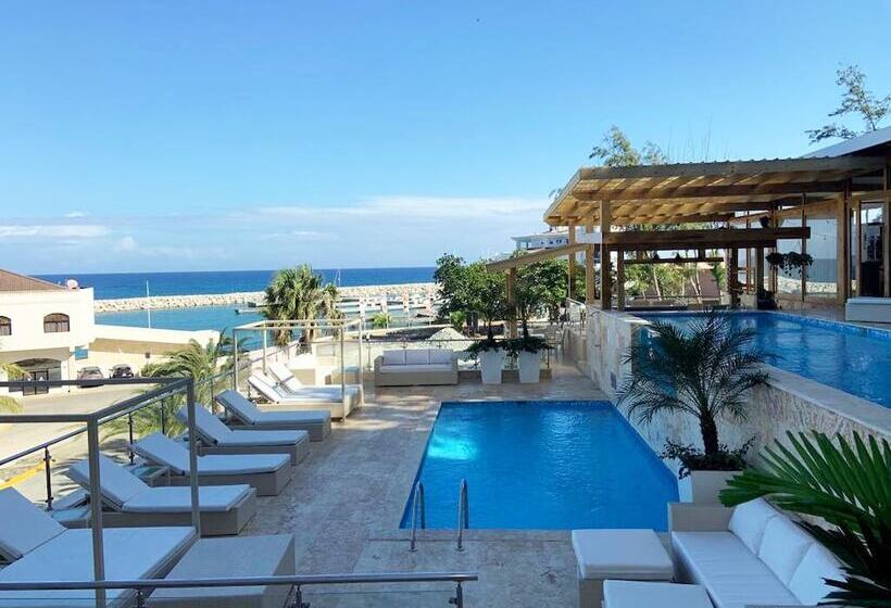 Cofresi Hills Residence