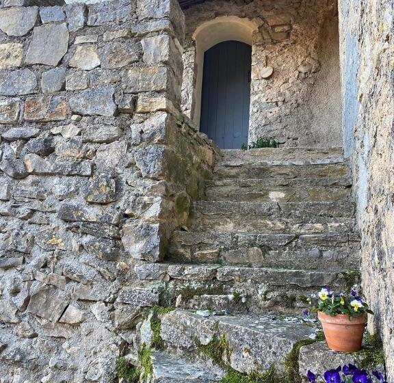 Domaine Le Petit Hameau