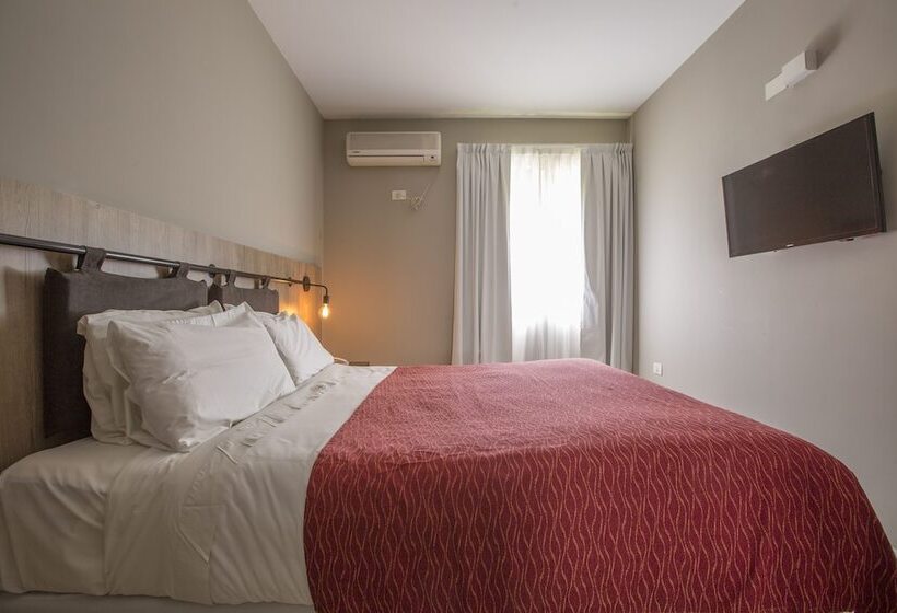 هتل Boutique Apartments Plaza Dorrego