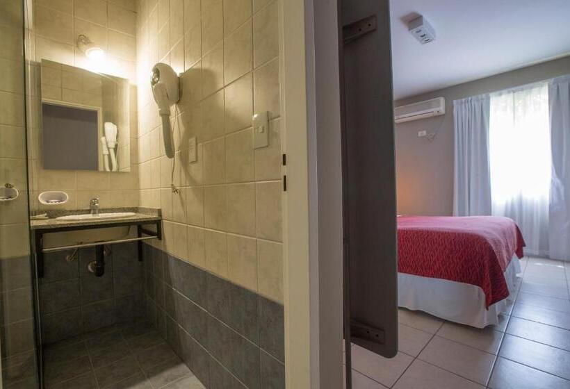 هتل Boutique Apartments Plaza Dorrego