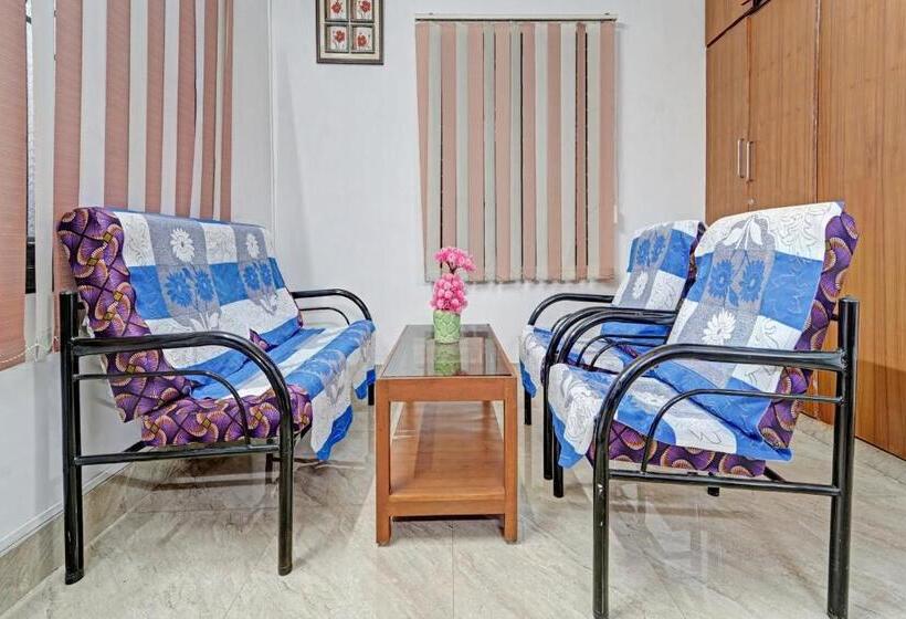 호텔 Collection O Ark Residency