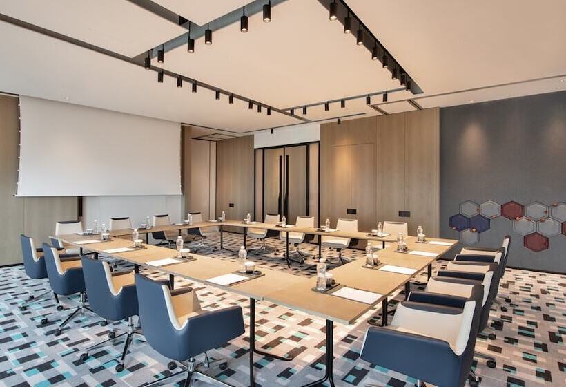 Отель Crowne Plaza Quanzhou Riverview, An Ihg