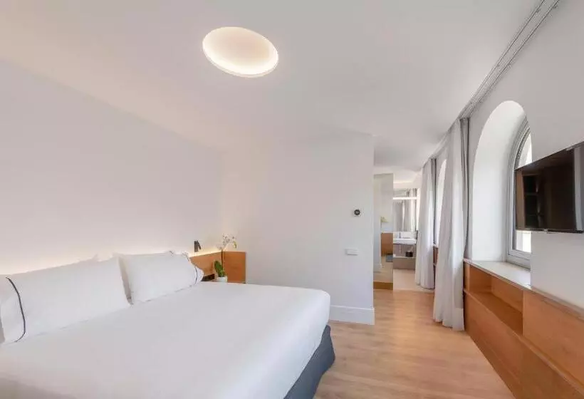 هتل Eurostars Portico Alicante
