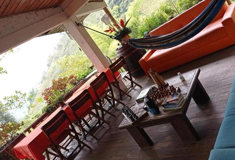 Szálloda Hospedaje Pance Arí Munani Reserva Natural