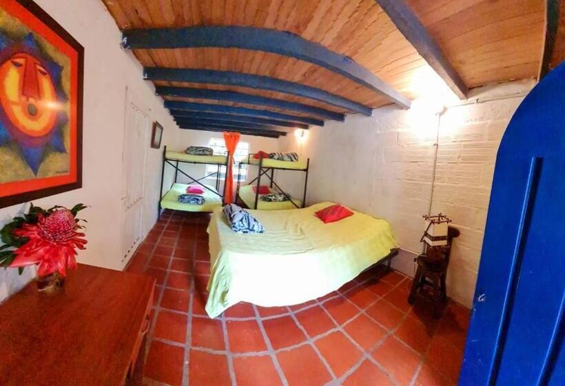 Szálloda Hospedaje Pance Arí Munani Reserva Natural