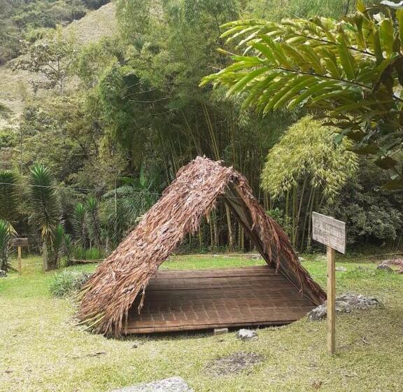 Szálloda Hospedaje Pance Arí Munani Reserva Natural