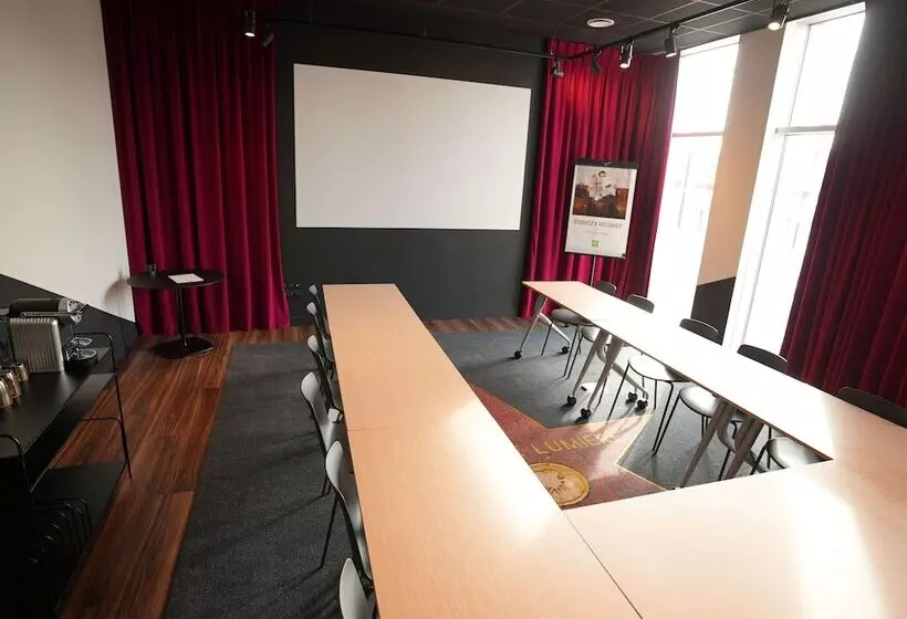 Hotelli Ibis Styles Lens Centre Gare