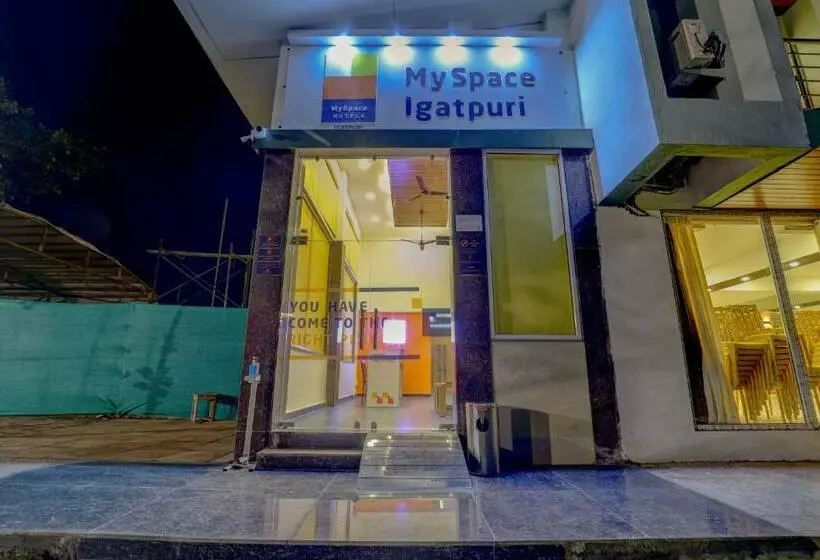 ホテル Myspace Igatpuri