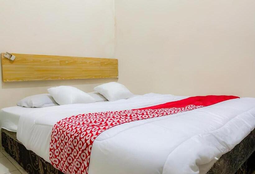 בית מלון כפרי Reddoorz Near Rs Labuang Baji Makassar