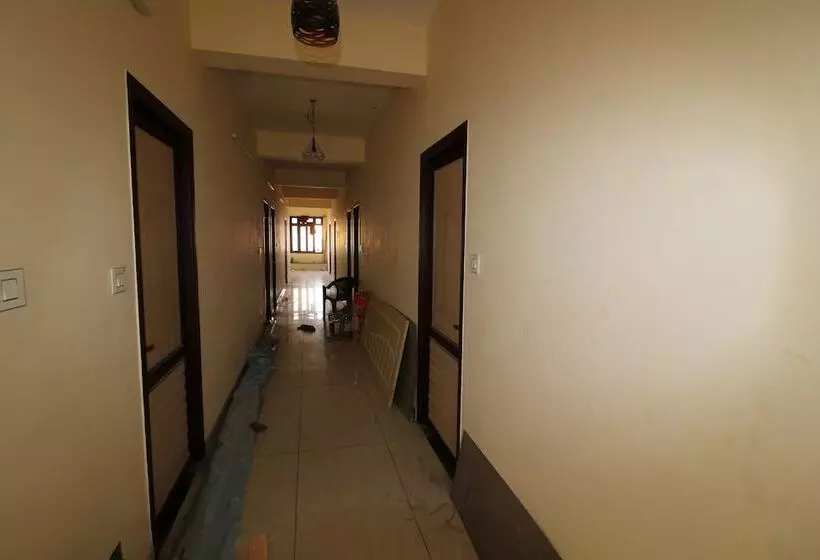هتل Rajabala Residency