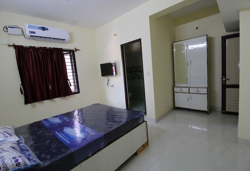 فندق Rajabala Residency