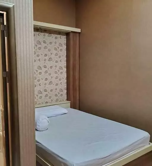Hotelli Reddoorz Near Simpang Tujuh Kudus