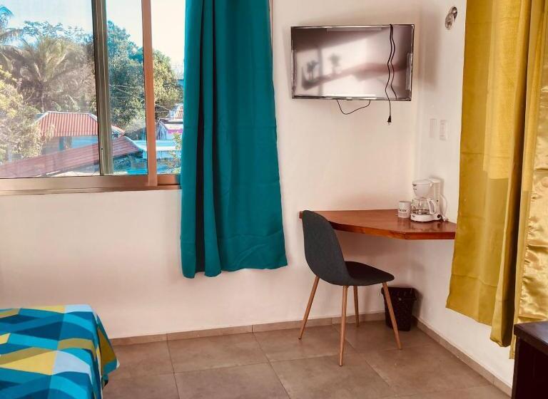 بنسيون Almendrita Habitación I