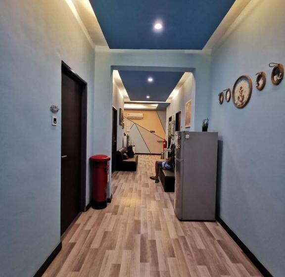 هاستل Ang Lee Holiday Stay