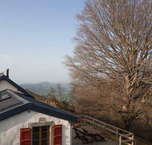 הוסטל Auberge Borda