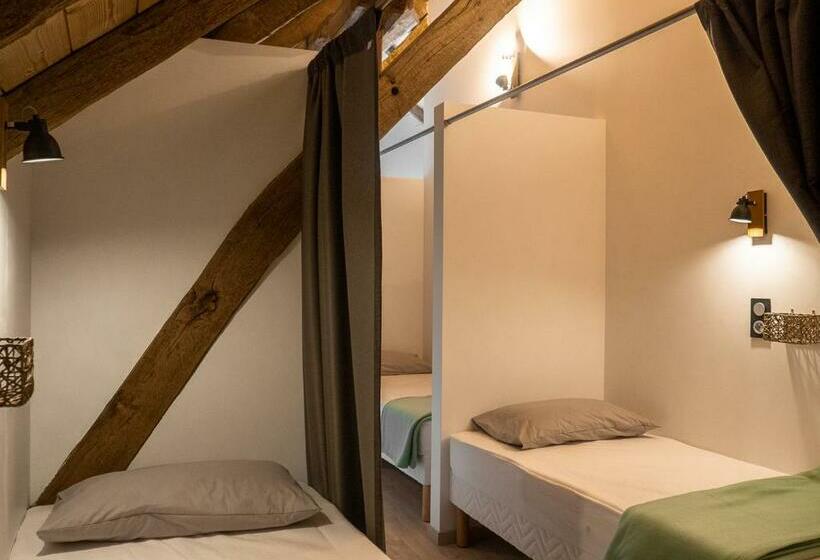 הוסטל Auberge Borda