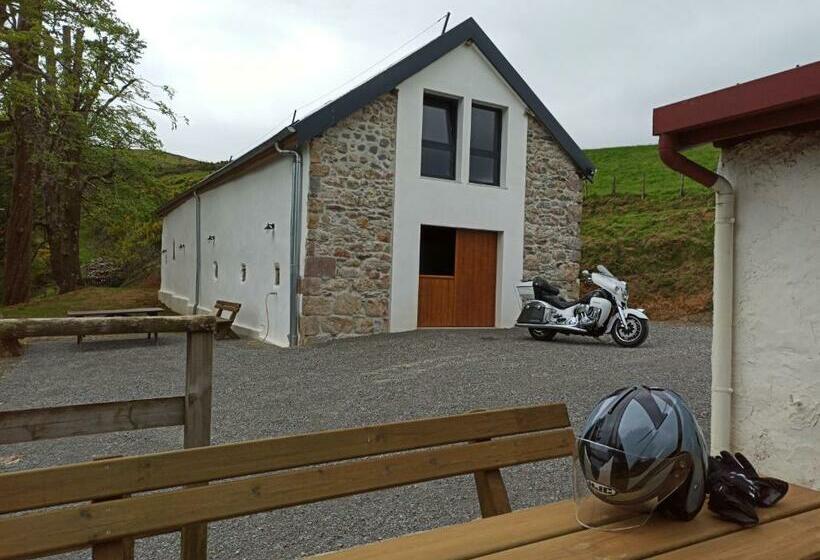 הוסטל Auberge Borda