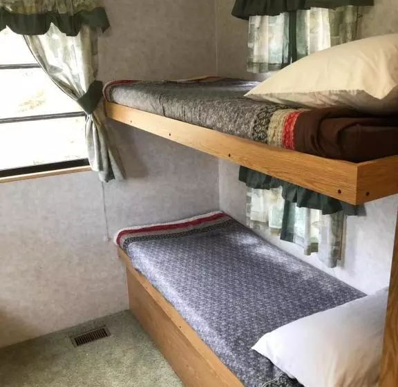 ユースホステル Garden Bay Hideaway   Glamping