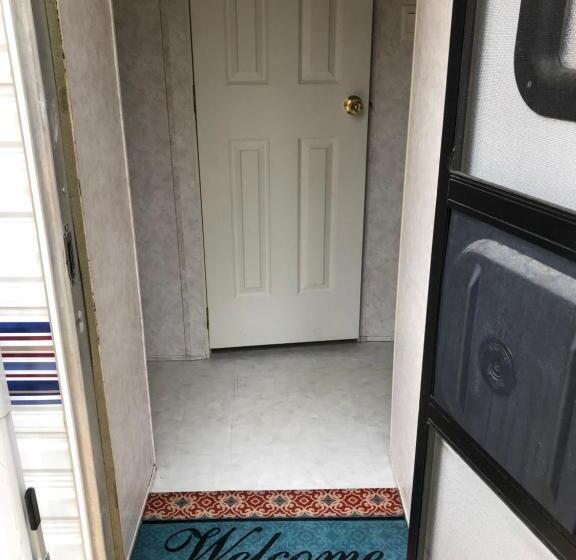 Szálló Garden Bay Hideaway   Glamping