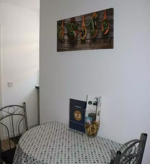 ユースホステル Rooms In Düsseldorf Near The Airport/fair