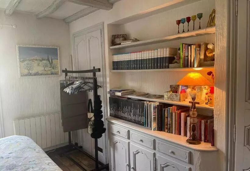 Aamiaismajoitus (B&B) Abeille