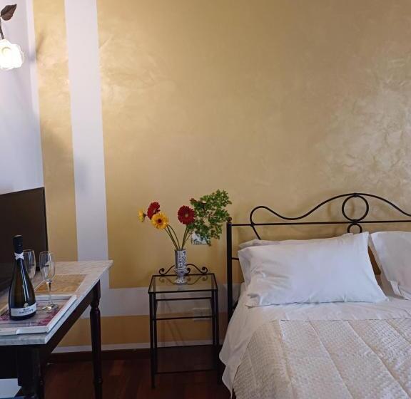 تختخواب و صبحانه Aquila Antica