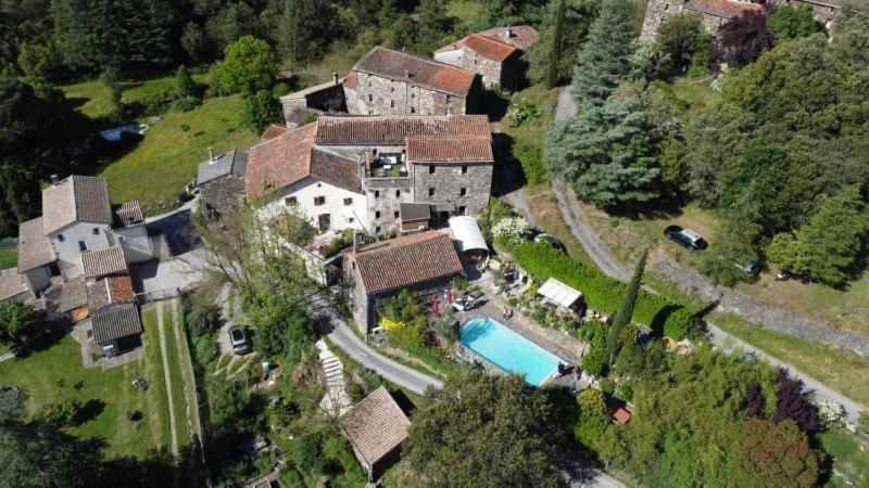 Bed and Breakfast La Magnanerie De Camias