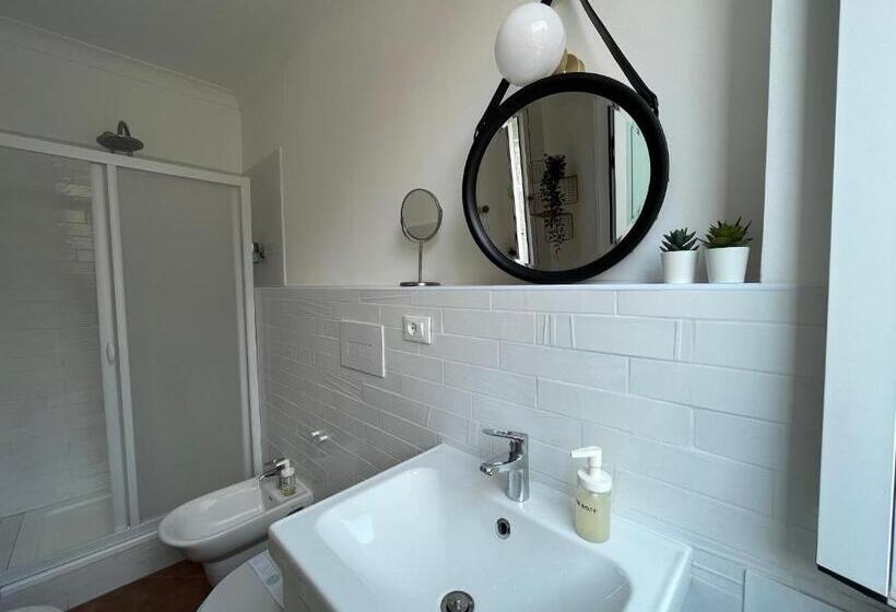 مبيت وإفطار Pizzo Central House