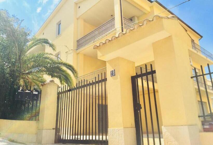 Flowers Sweet Rooms B&b