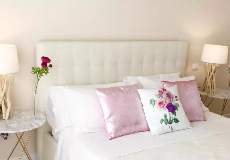 Flowers Sweet Rooms B&b