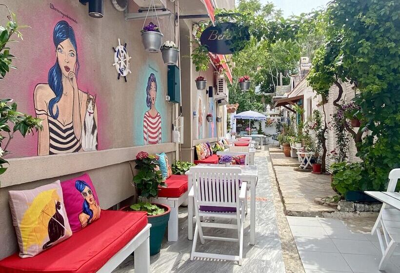 هتل Bertiz Mignon