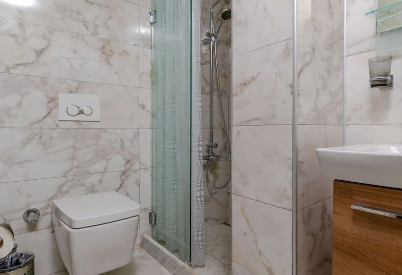 هتل Bertiz Mignon