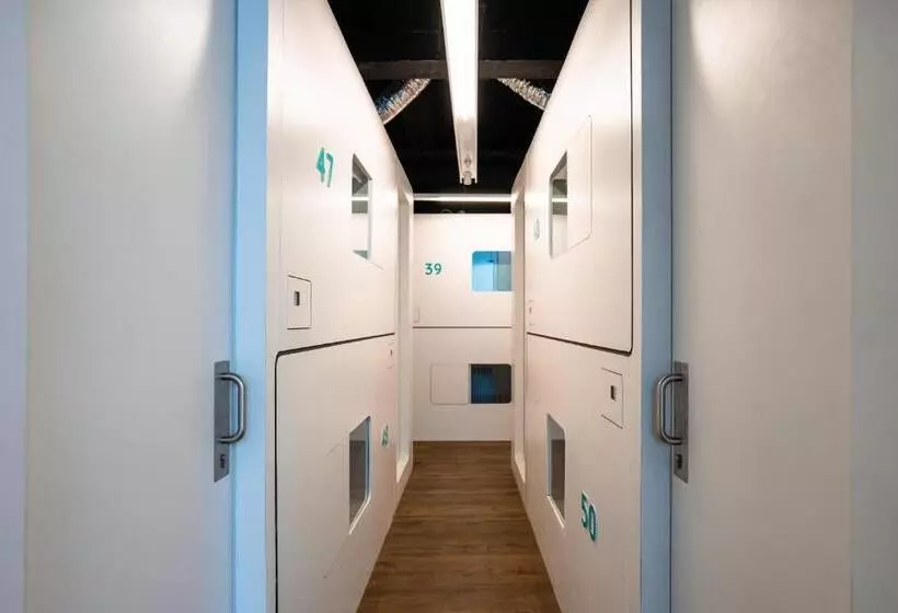 هتل کپسول Bobopod Mega Mall, Bekasi