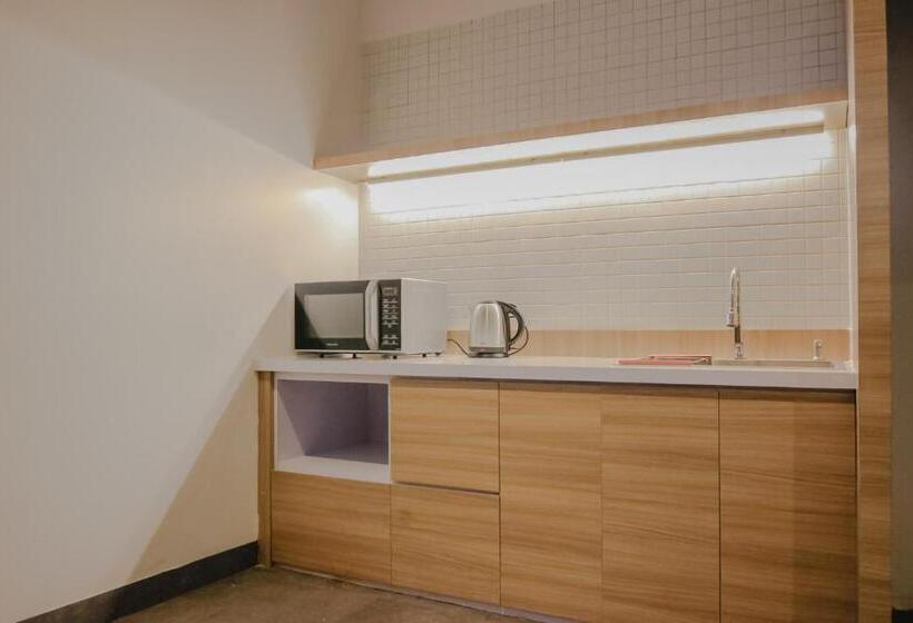 Kapszulahotel Bobopod Mega Mall, Bekasi