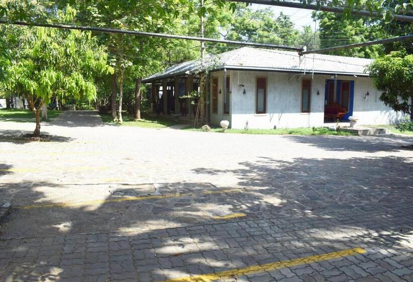 Hotel Nildiya Riverside Safari