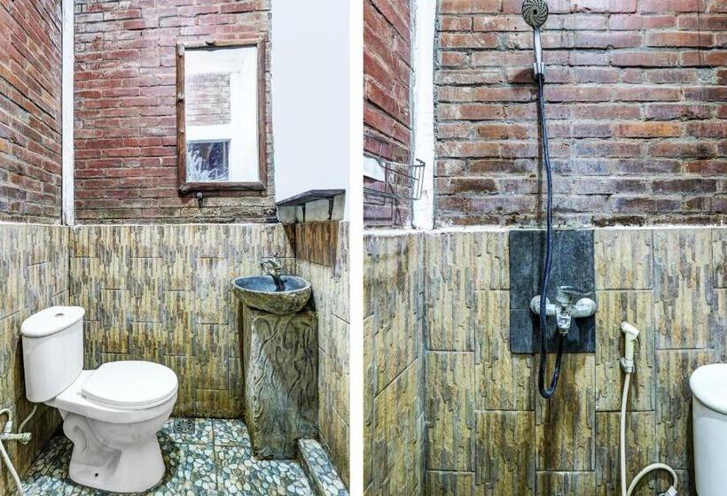 בית מלון כפרי Oyo 90903 Chez Laelik Homestay