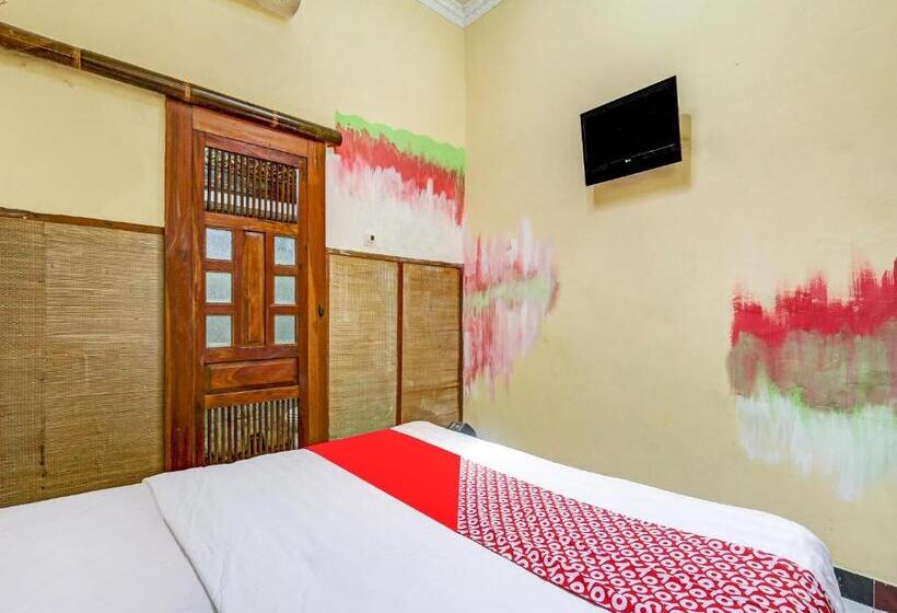 בית מלון כפרי Oyo 90903 Chez Laelik Homestay