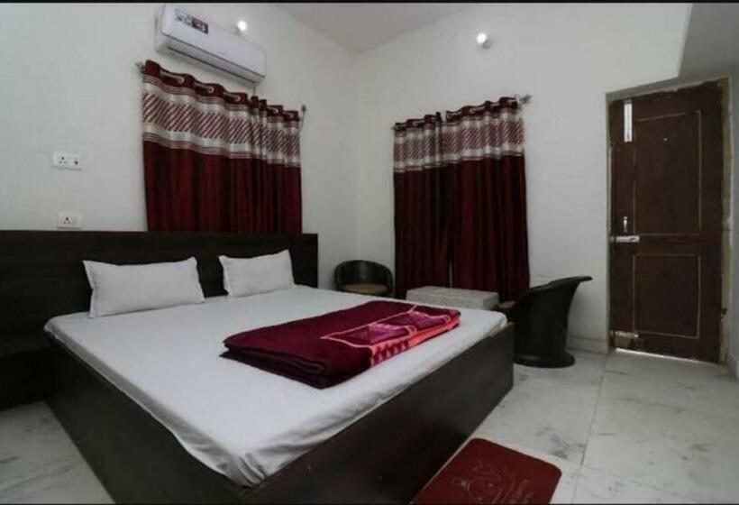 Hotelli Shree R.c.vatika