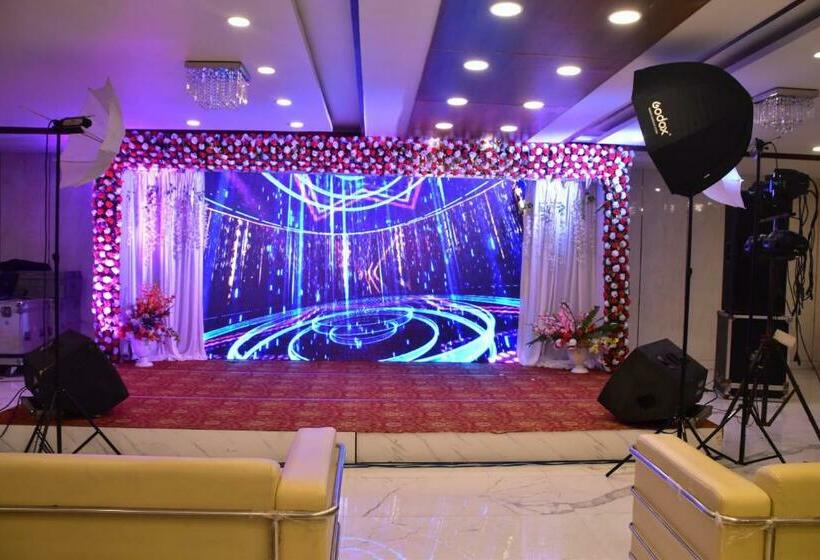 Hotelli Shree R.c.vatika