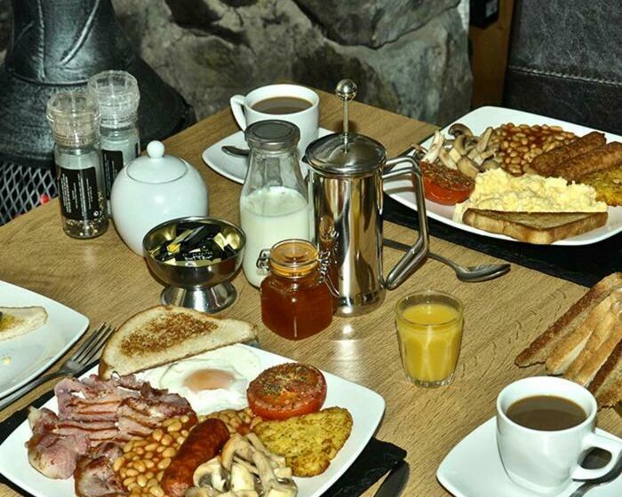 Pensione Alpine Lodge Guest House