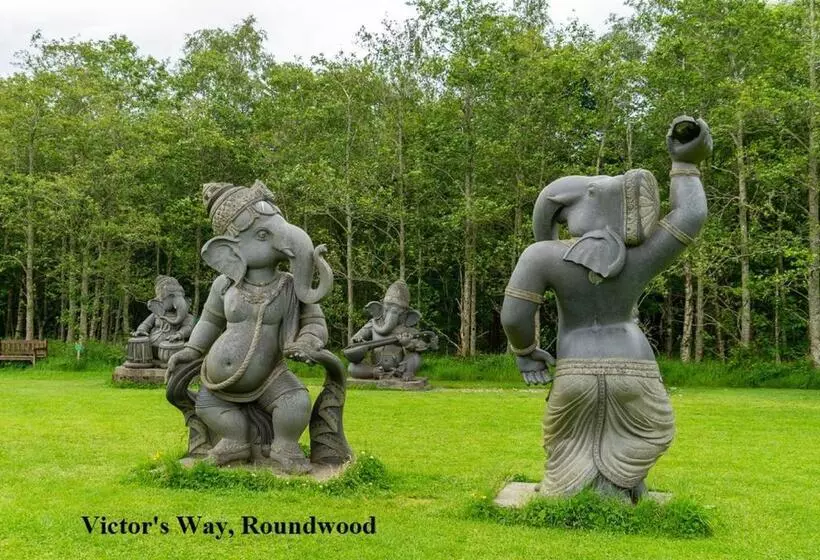 Majatalo Glendalough Scenery Farmhouse