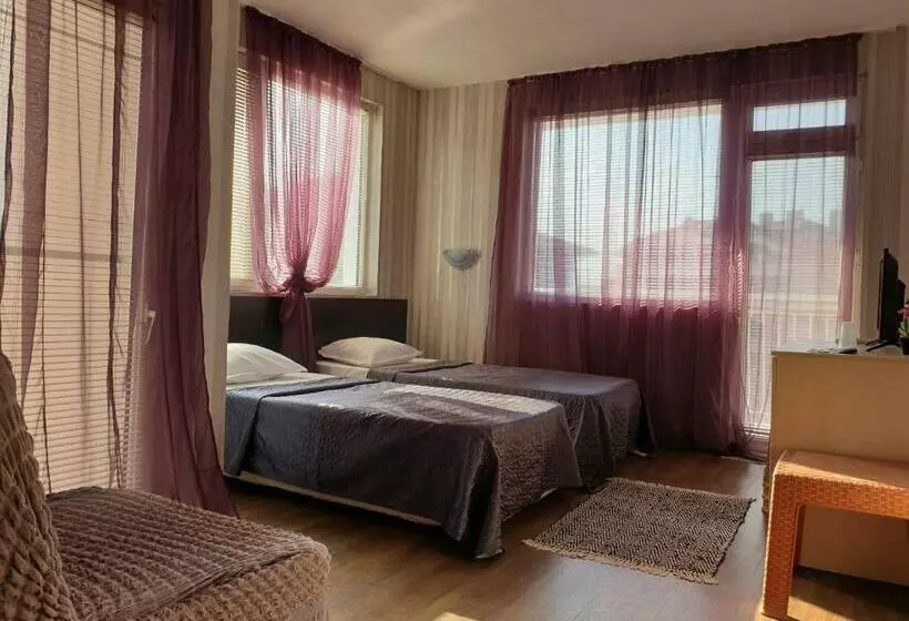 پانسیون Guest House Taligarov