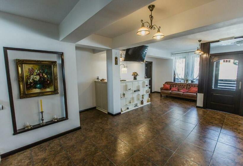 پانسیون Poarta Calimanilor