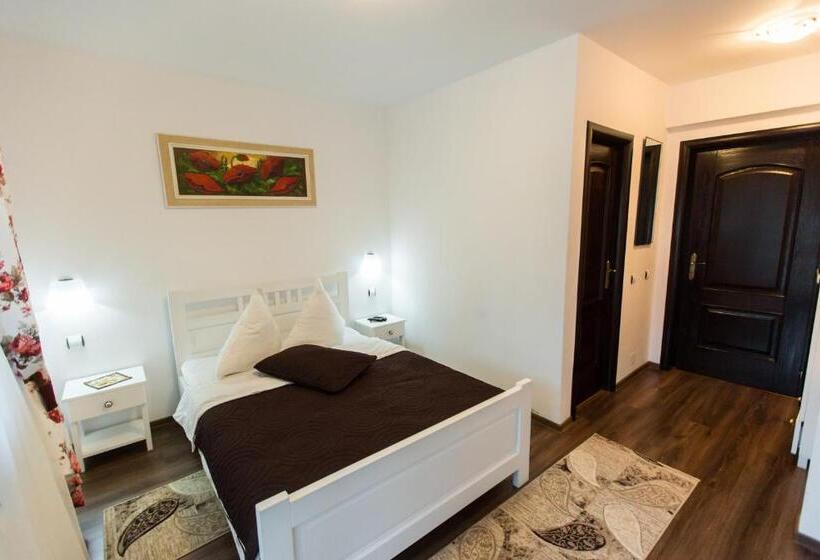 پانسیون Poarta Calimanilor