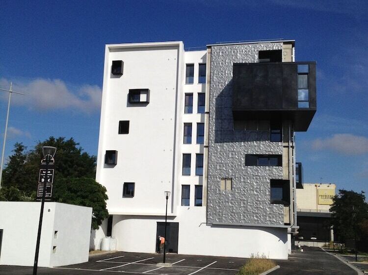 All Suites Appart Hôtel Aéroport Paris Orly – Rungis