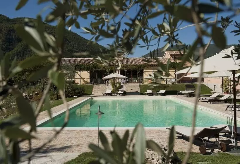 Antico Casale Urbani