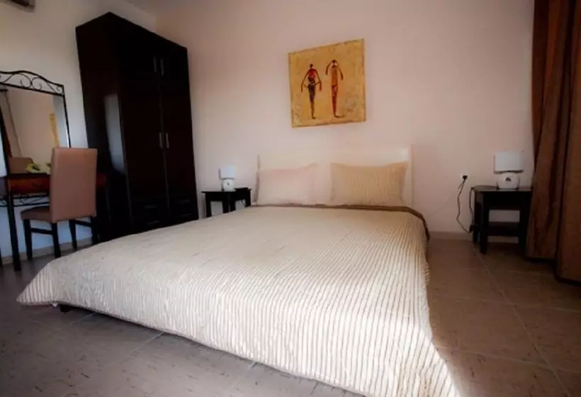 Aroma Studios And Apartments