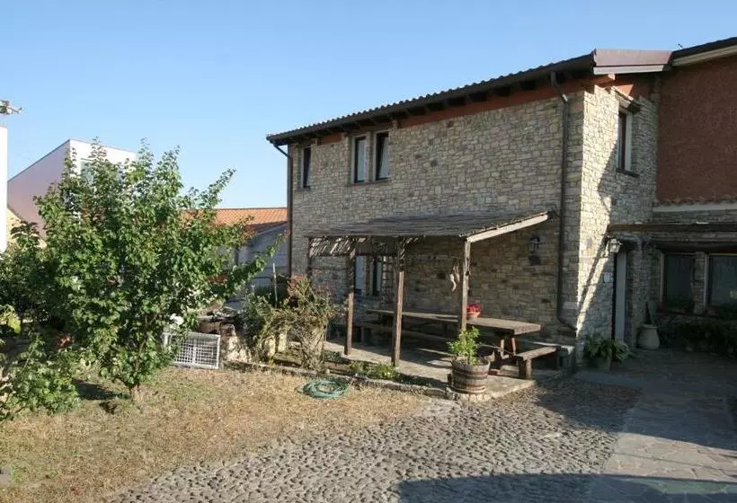 ベッドアンドブレックファースト Sa Muredda