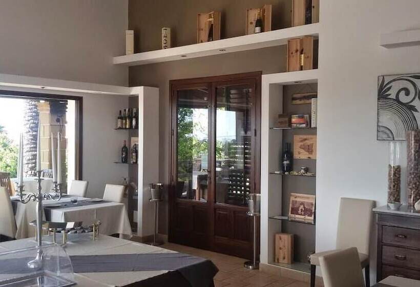 مبيت وإفطار Villa Carlo Resort