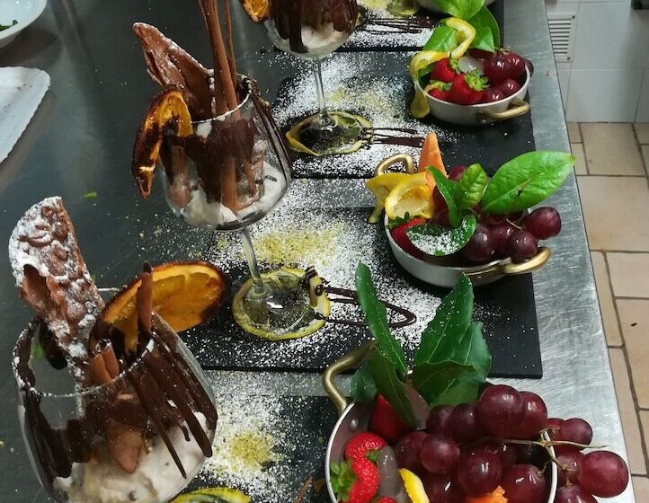 مبيت وإفطار Villa Carlo Resort